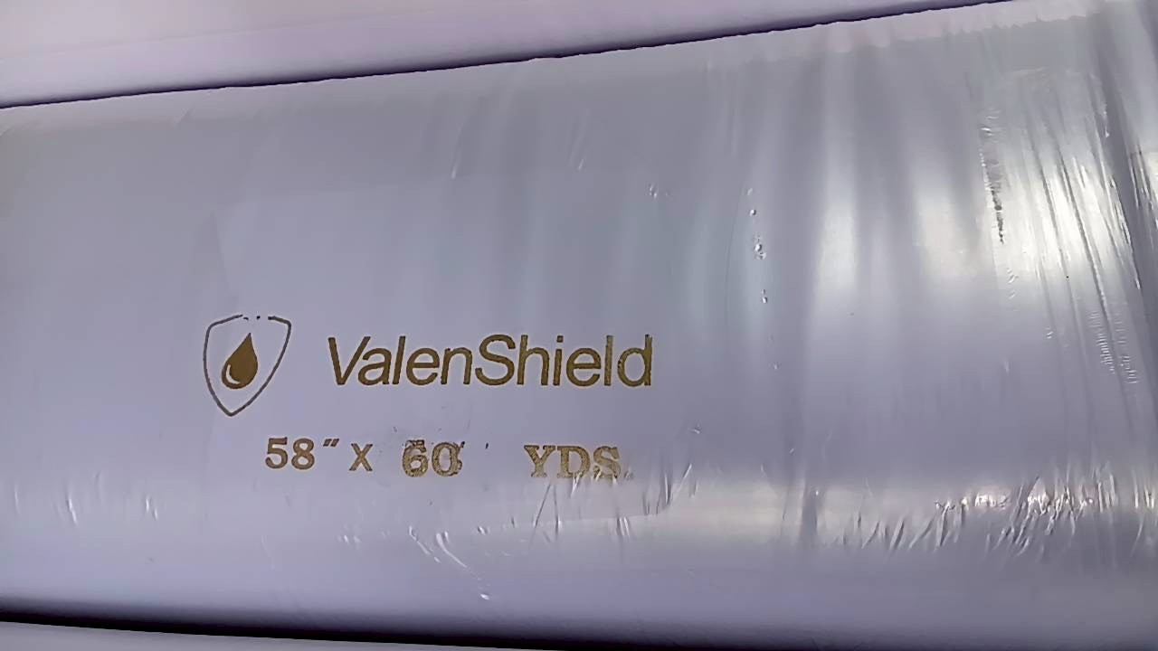 ม้วนผ้า Valenshield หน้ากว้าง 58 นิ้ว ยาว 60 หลา โลโก้หยดน้ำสีทอง